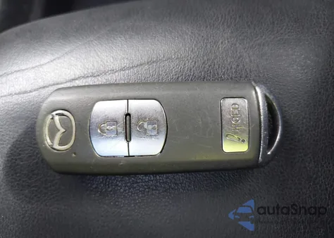 2018 Mazda Mazda3 Touring из США, поврежденный, VIN 3MZBN1L36JM194955